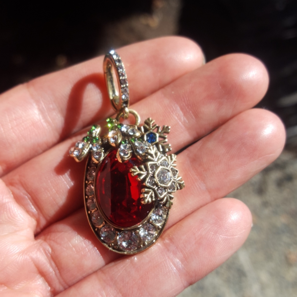 Holiday Christmas Limited addition Heidi daus pendant enhancer